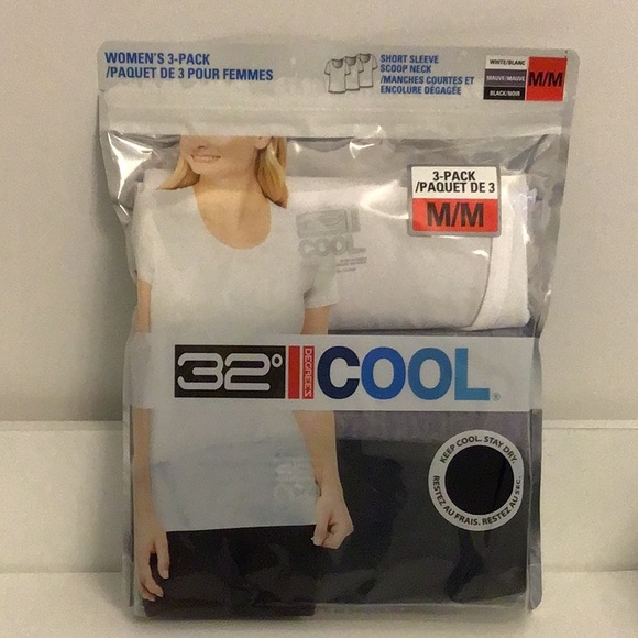 BRAND NEW IN PACKAGE WOMEN’S 3 PACK SHORT SLEEVE T-SHIRTS - Picture 1 of 7